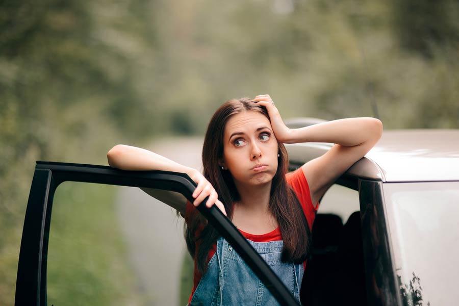 A woman traveling with IBD